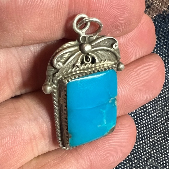Beautiful Turquoise Pendant Signed MW Sterling Silver Antique Native American - Picture 4 of 6